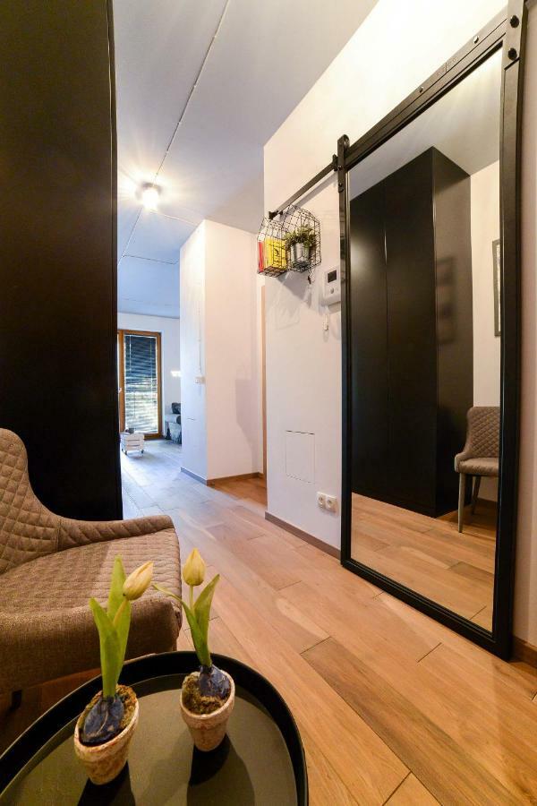 Tamka Chopin Apartment Варшава Экстерьер фото